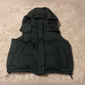 Lululemon Wunder Puff Cropped Vest Size 10 Green Down Puffer